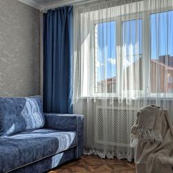 Фото Апартаменты на улице Комарова 23