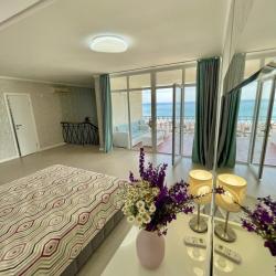 Фото Апартаменты на улице Морская 87