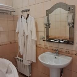 Номер люкс с 1 двуспальной кроватью