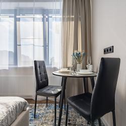 2-местные 1-комнатные апартаменты студия с 1 двуспальной кроватью (338-340)