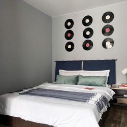 Фото Апартаменты Happy Home на улице Революционная 34