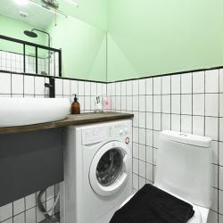 Фото Апартаменты на улице Марата 9