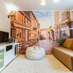 Фото Отель LetoApart (ЛетоАпарт) на улице Карла Маркса