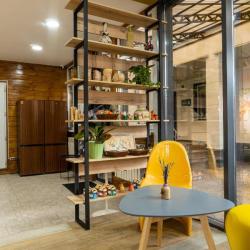 Фото People Hostel&Coworking (Пипл Хостел и Коворкинг)
