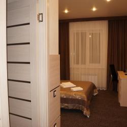 Номер стандарт с 1 двуспальной кроватью (с завтраком)