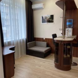 Номер стандарт с 1 двуспальной кроватью