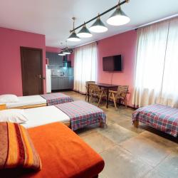 Номер комфорт улучшенный с 3 односпальными кроватями