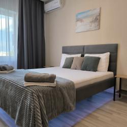 Фото Апартаменты на проспекте Античный 8В