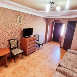 Номер делюкс семейный с 1 двуспальной кроватью