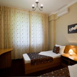 Романов — 9c768b79d33e55b30a1b5a4b469f33db