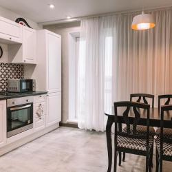 Фото Рядом➤ Дизайнерские апартаменты на Университетской набережной