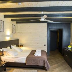 Фото Отель Chalet Greenwood (Шале Гринвуд)