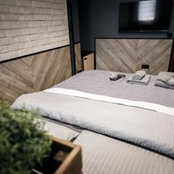 Номер стандарт комфорт с 1 двуспальной кроватью (с завтраком)