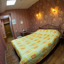 Номер стандарт с 1 двуспальной кроватью