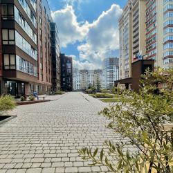 Фото Отель Прекрасная квартира с видом на акваторию пруда!