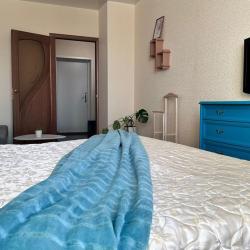 Фото Отель Elhome (ЭльХоум) на улице Пятая просека 95