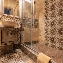 Фото Отель Loft (Лофт) на Шаумяна