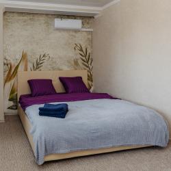 Фото Отель Уютная квартира на улице Цюрупы