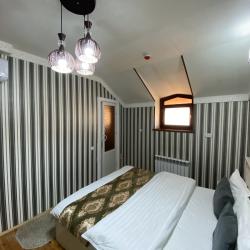 Номер стандарт с 1 двуспальной кроватью