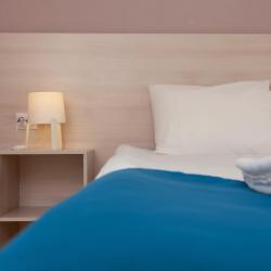 Номер стандарт с 1 двуспальной кроватью