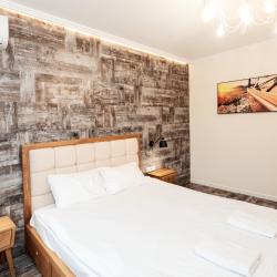 3-комнатные апартаменты улучшенные с 2 двуспальными кроватями