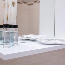 Фото Апартаменты Комфорт на улице Разведчика Ахмерова 3