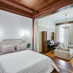 Фото Отель FlatStay Достоевского 38 | 3шка на 8 человек в Петербургском стиле