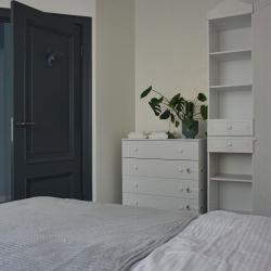 Фото Отель Просторная трехкомнатная квартира