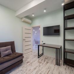 2-комнатные апартаменты улучшенные Южных культур 5 кв.31