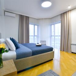 Deluxe Apartments