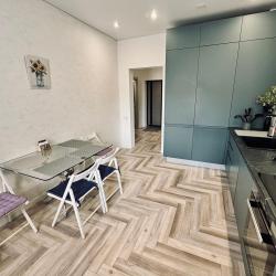 Фото Апартаменты на улице Октябрьская 181/2 корпус 3