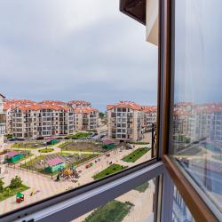 Фото Отель LetoApart (ЛетоАпарт) на улице Крымская 22 корпус 12