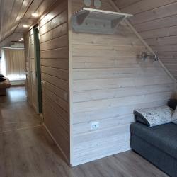 Фото Апартаменты мансарда на улице Бондарева 58а