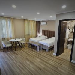 Фото Отель Grand Hotel Kapan (Гранд )