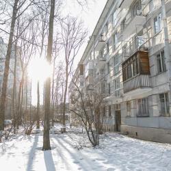 Фото Апартаменты на улице Ленсовета 32