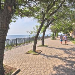 Фото Отель Маяк (бывш. Боспор)