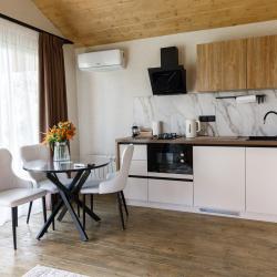 3-местный Коттедж в лесу №7