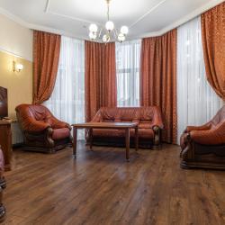 Номер люкс с 1 двуспальной кроватью