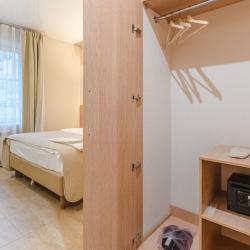 Номер стандарт с 1 двуспальной кроватью