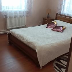 Коттедж стандарт с 2 односпальными и 3 двуспальными кроватями