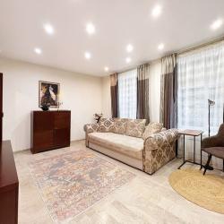 Фото Апартаменты Granada на переулке Столярный