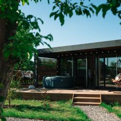 Дом у яблони