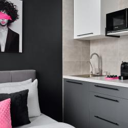 1-комнатные апартаменты студия ул. Берзарина 30А Pink