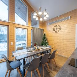 Коттедж у Озера с 3-мя спальнями (120 кв.м)