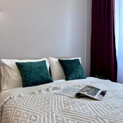 Фото Апартаменты на улице Гатчинская 18