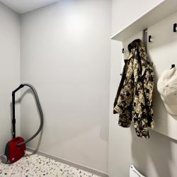 1-комнатные апартаменты люкс на 17 этаже с видом на реку Тура