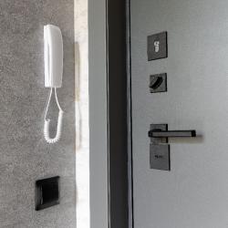 Двухуровневая комната