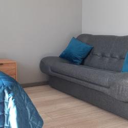 Фото Отель TroeSutokApart Металлургов 27