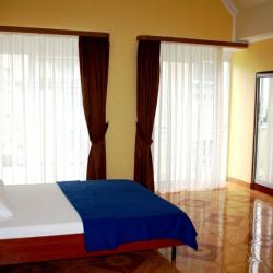 Номер стандарт с 1 двуспальной кроватью