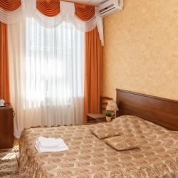 Номер стандарт с 1 двуспальной кроватью